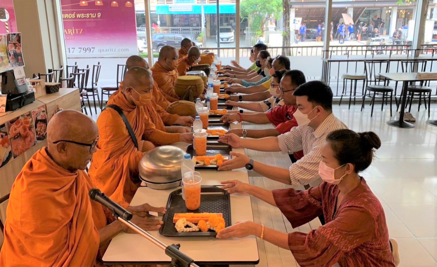 เดอะไนน์ เซ็นเตอร์ พระราม 9 ร่วมกับ ตลาดเสรีมาร์เก็ต นำลูกค้า ผู้เช่าร้านค้า ร่ว