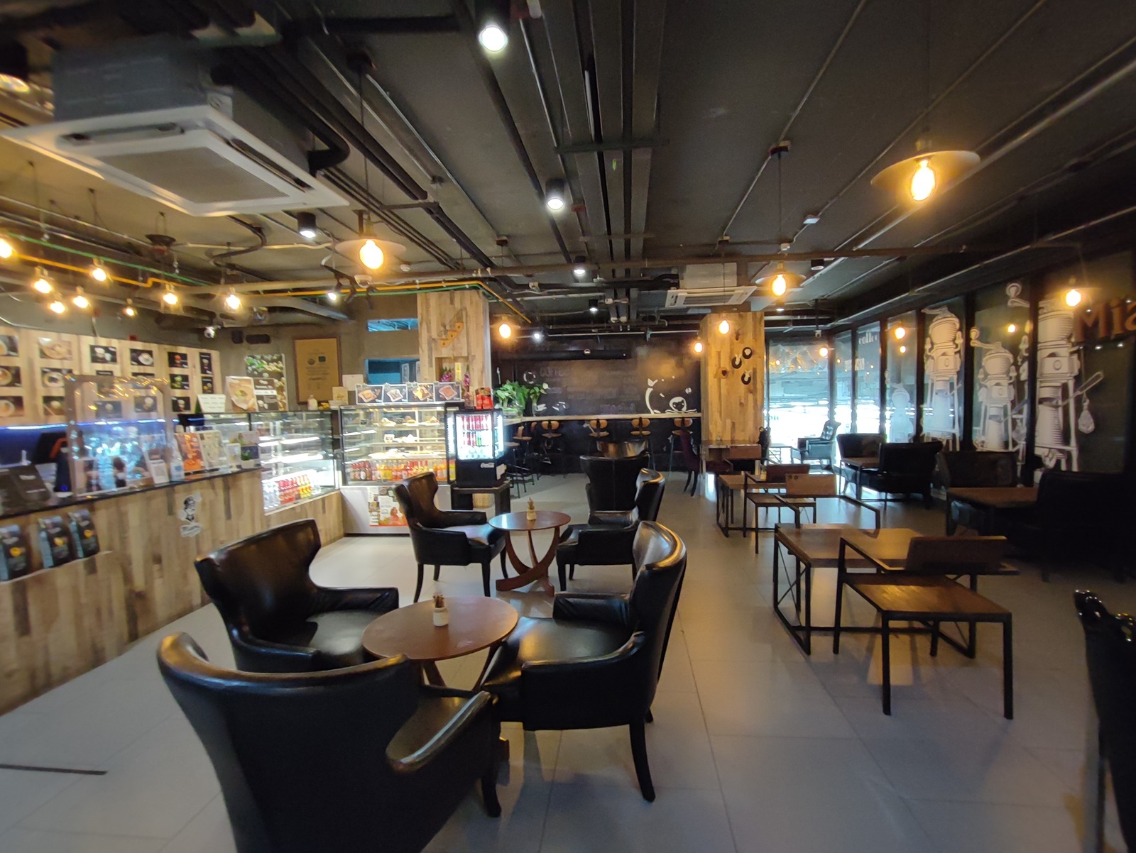5 มุมพักผ่อนสายชิล กับคาเฟ่น่านั่ง ที่เดอะไนน์ เซ็นเตอร์ พระราม 9